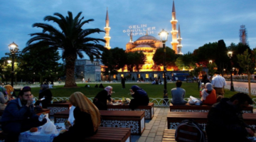 موعد رمضان 2026 في تركيا.. إمساكية إسطنبول وأوقات الصلوات الخمس